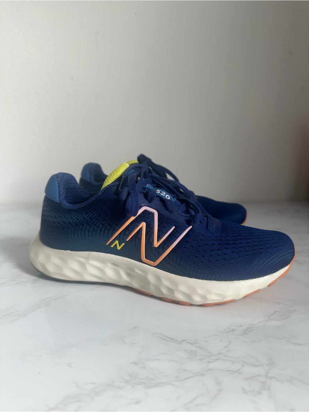 New Balance 520 women’s Navy Running Shoes with Peach Accentu